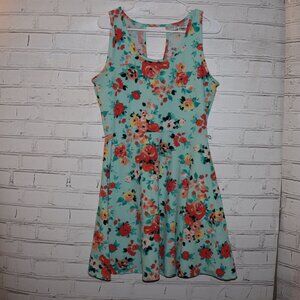 🌺 Almost Famous Floral Fit‑and‑Flare Dress · Juniors Medium
